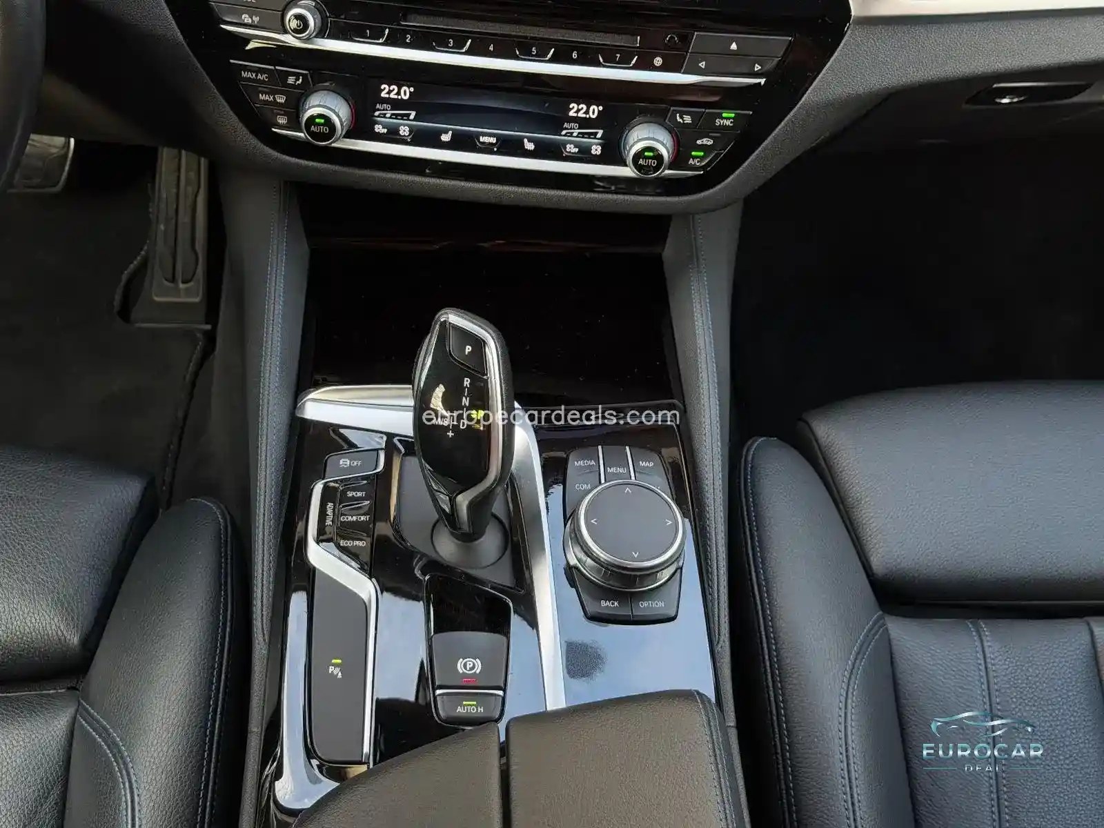 BMW M550