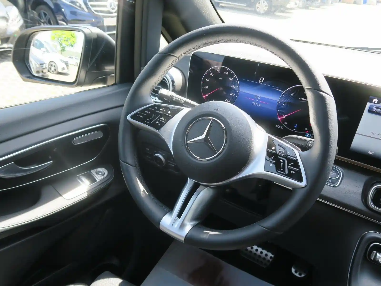 Mercedes-Benz V 300