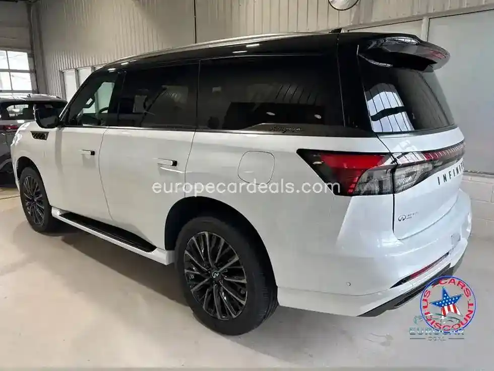 Infiniti QX80