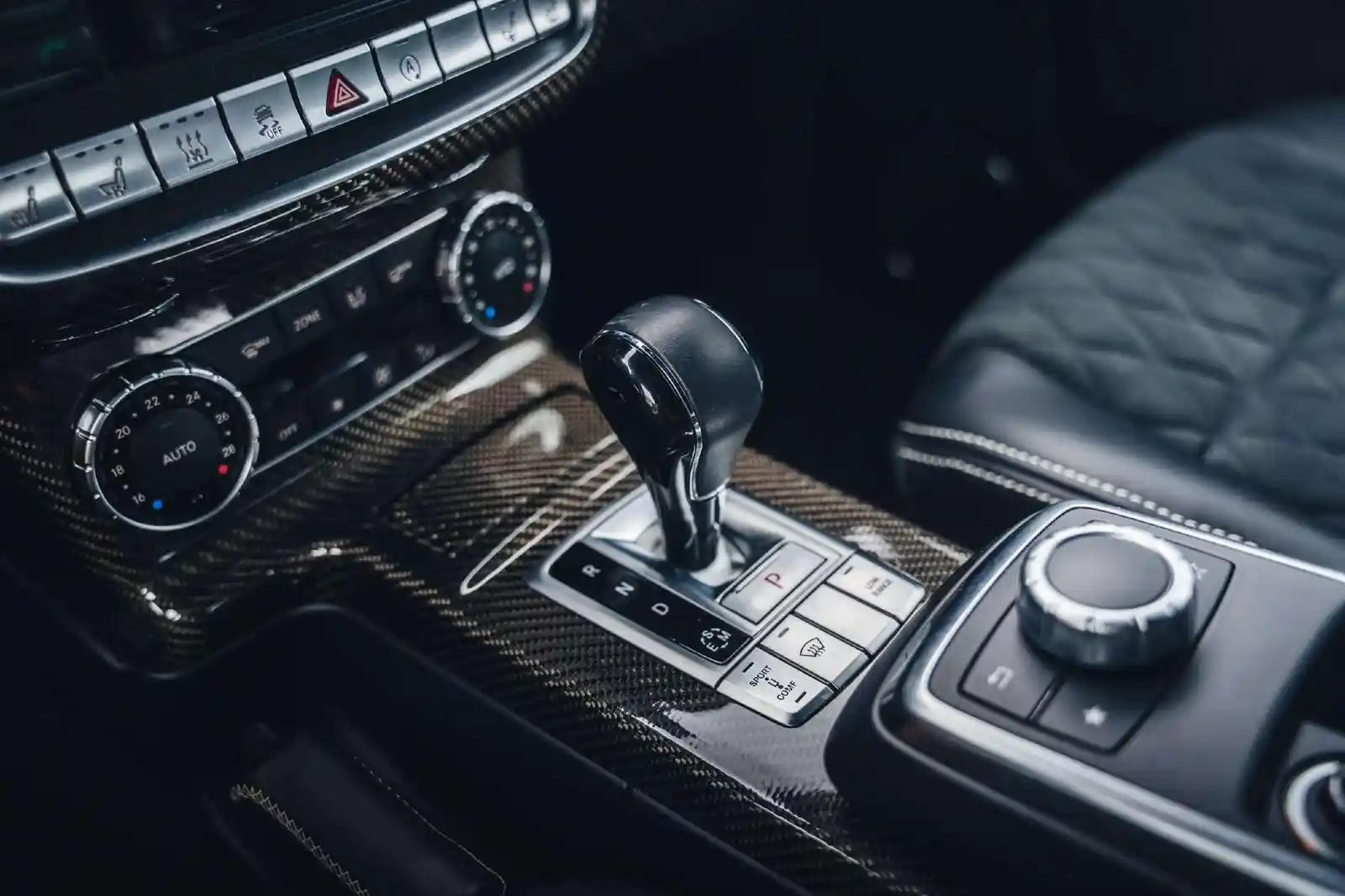 Mercedes-Benz G 500