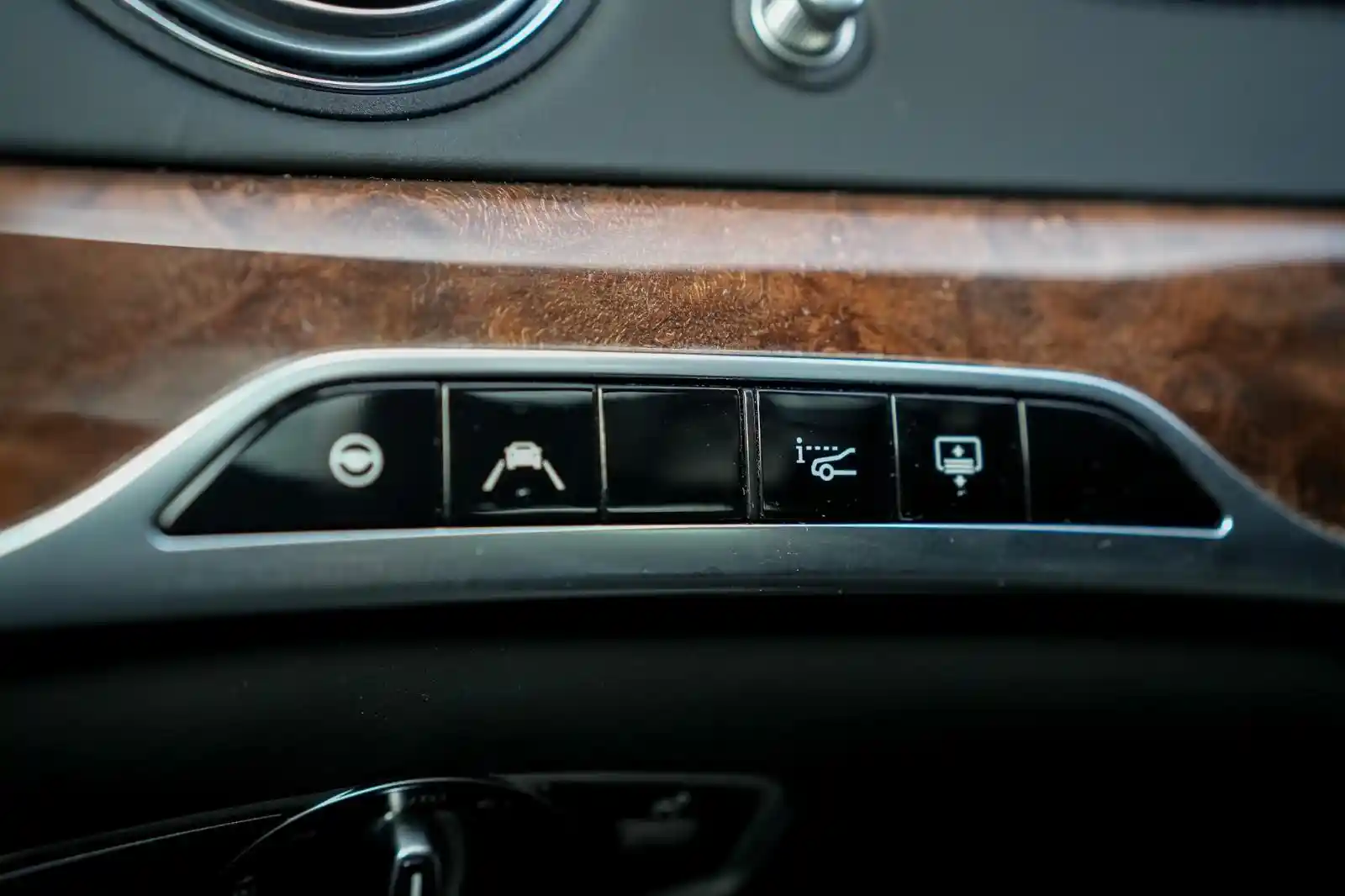 Mercedes-Benz S 560