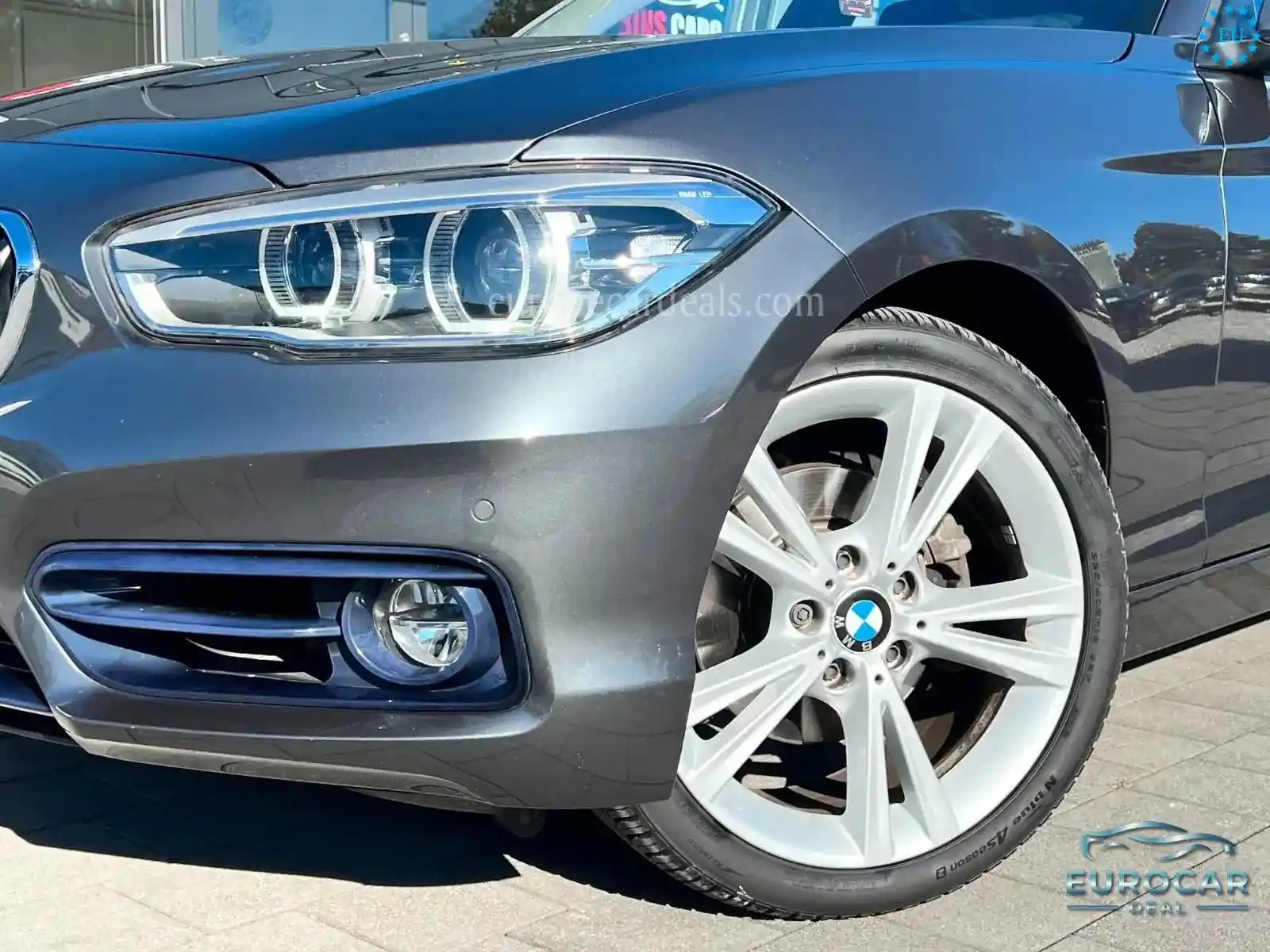 BMW 120