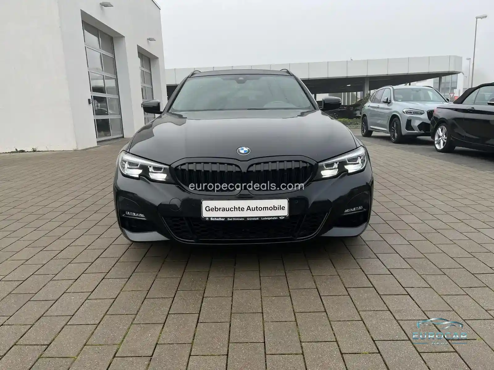 BMW 330