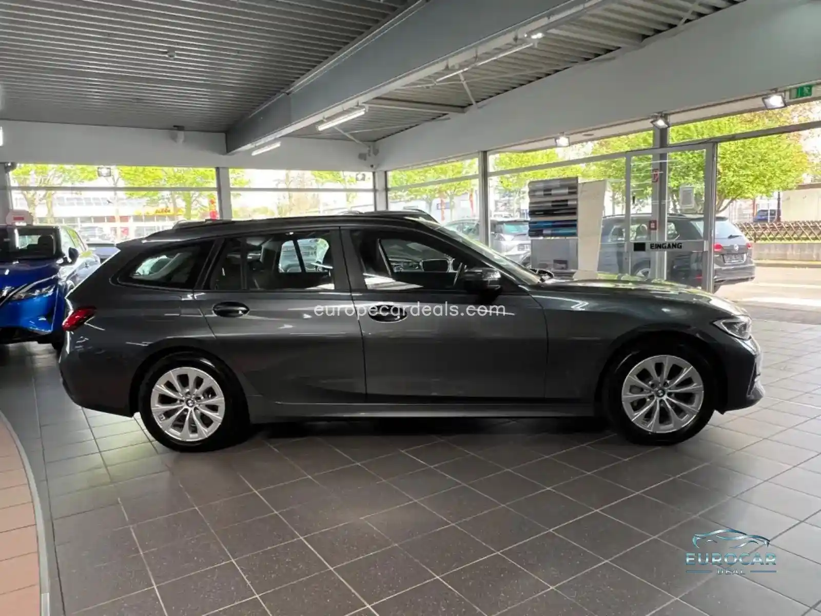 BMW 330