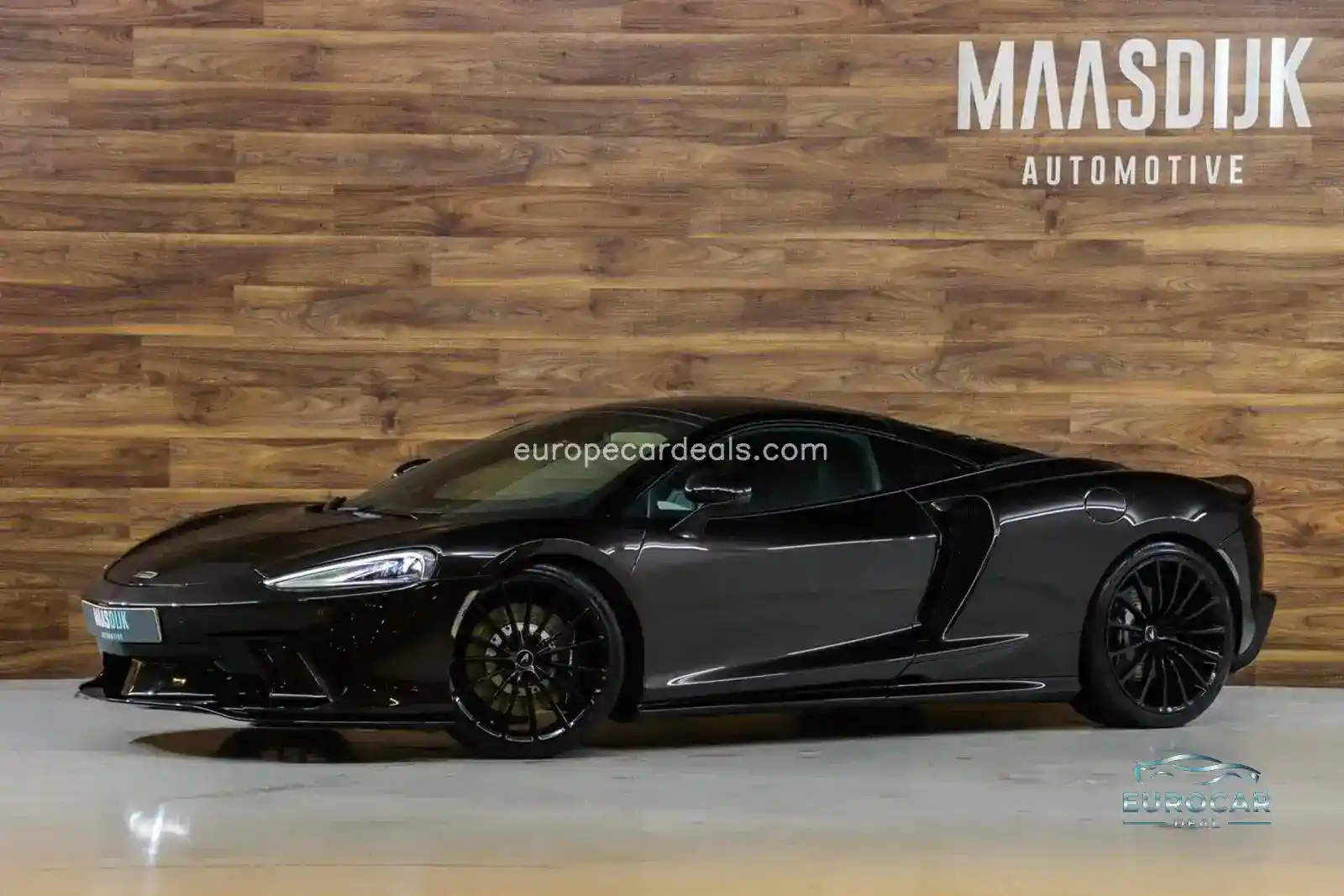 McLaren GT