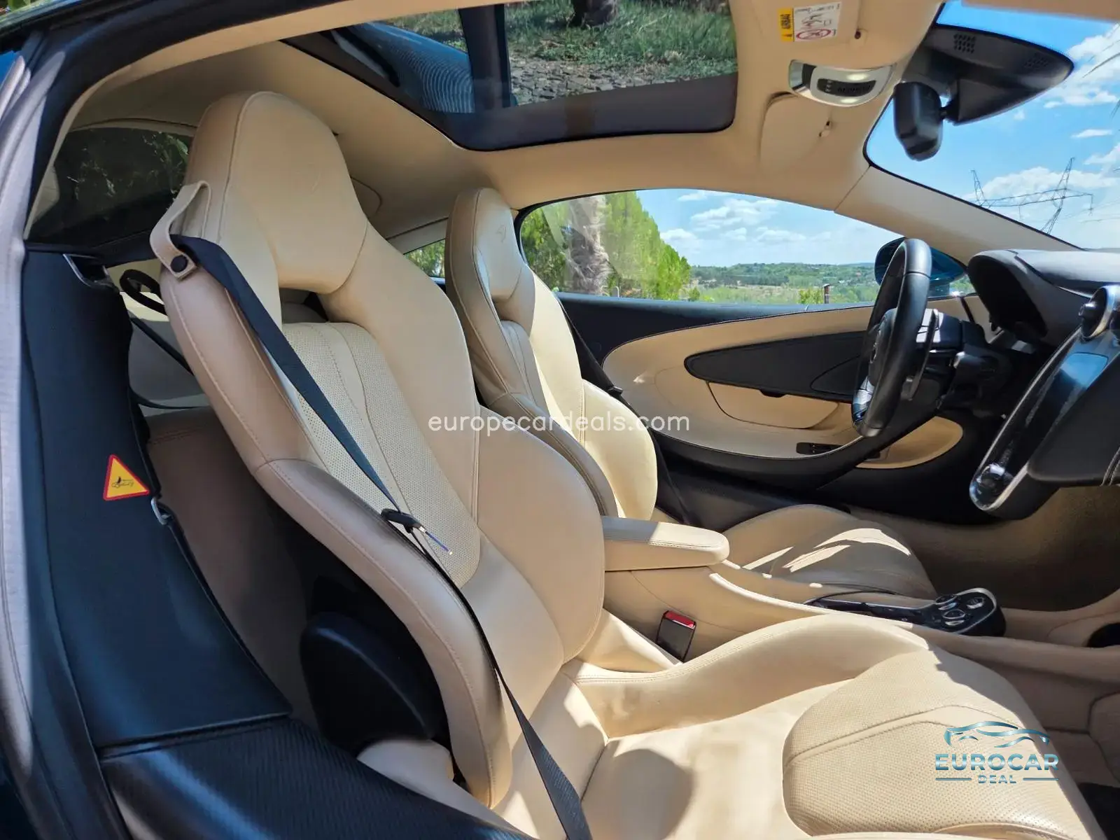 McLaren 570GT