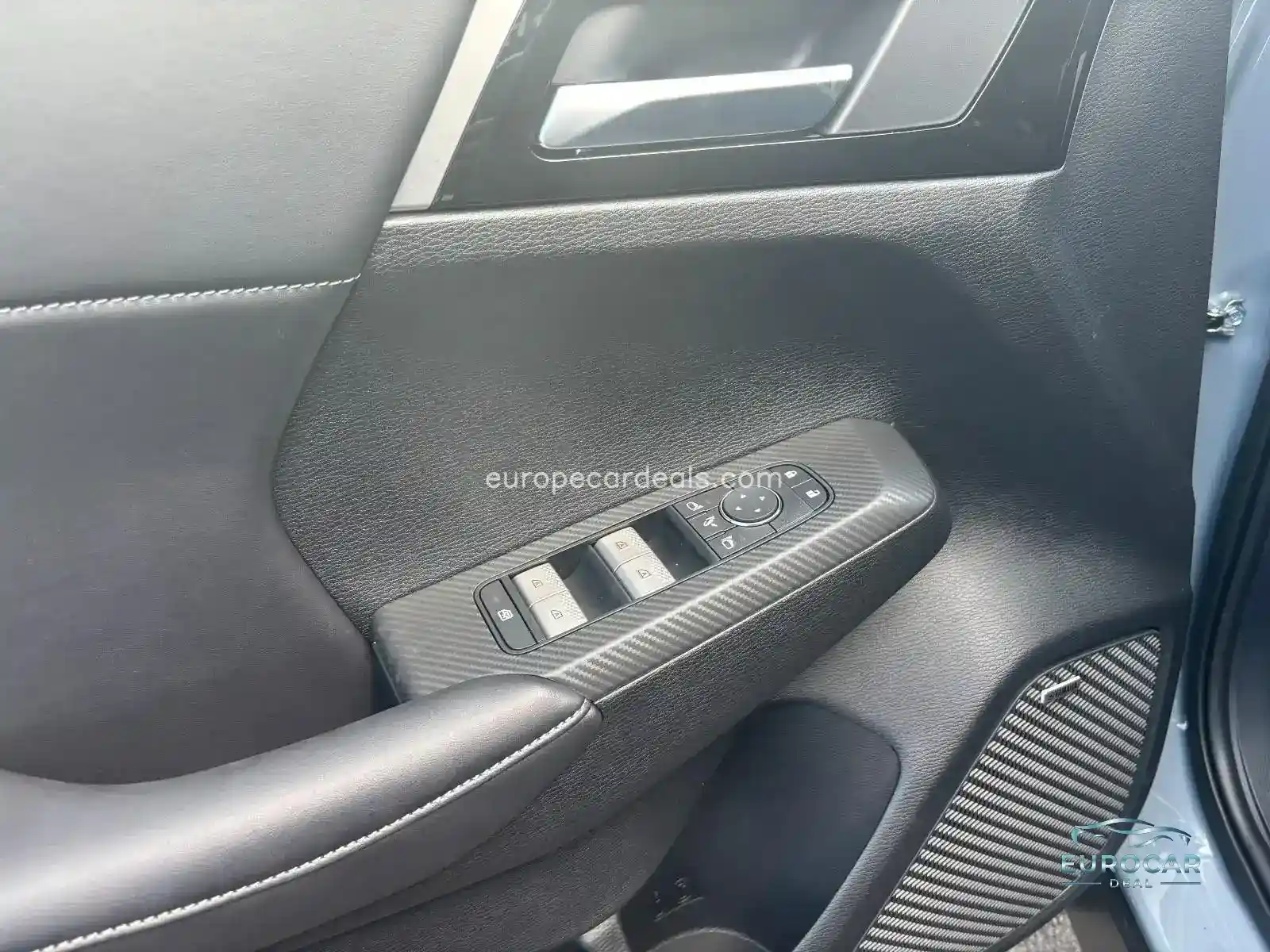 Mitsubishi Plug-in Hybrid Outlander