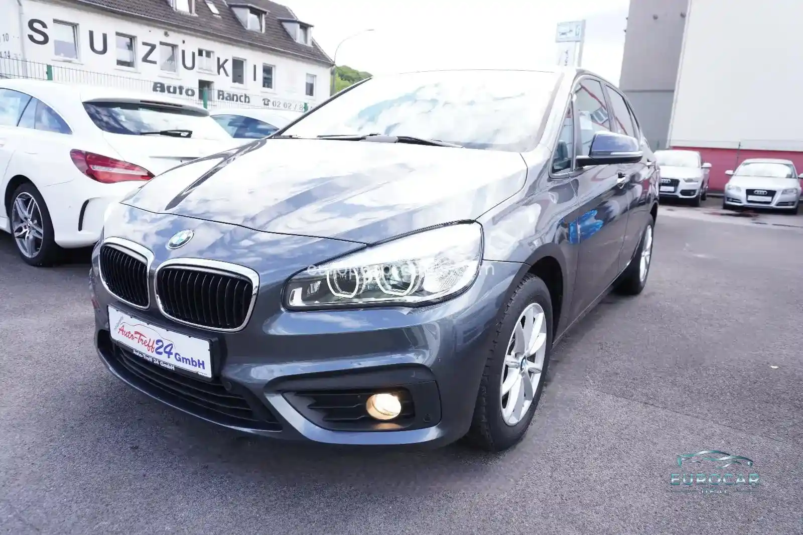 BMW 220