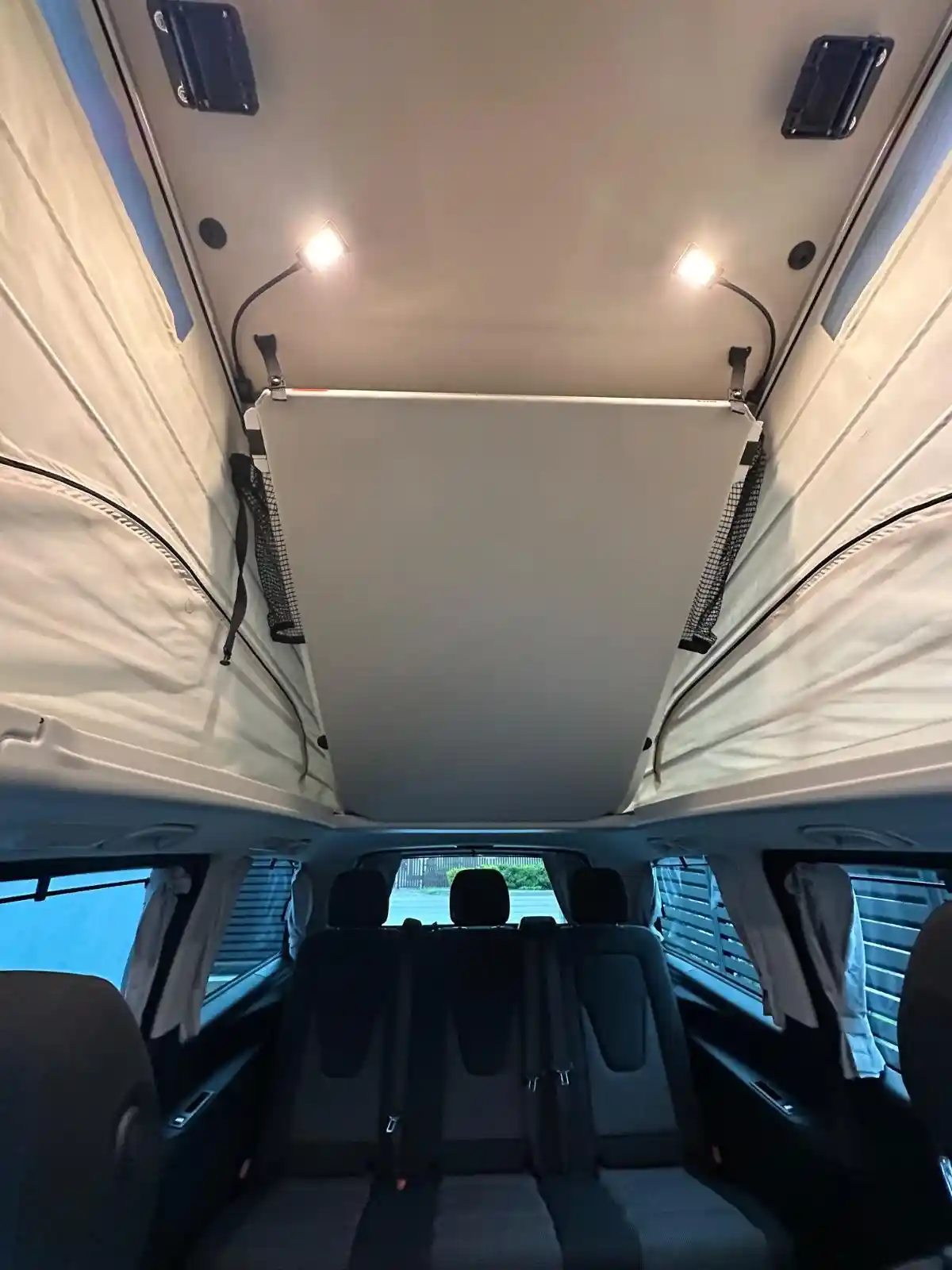 Mercedes-Benz V 200