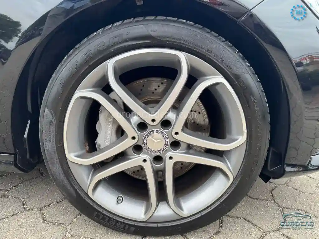 Mercedes-Benz E 400