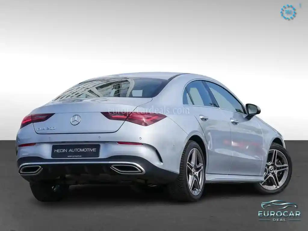 Mercedes-Benz CLA 200