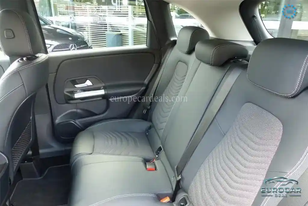 Mercedes-Benz B 200