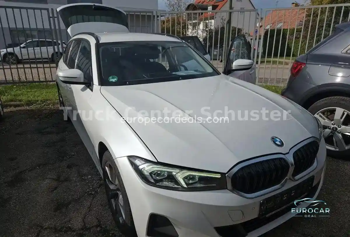 BMW 320