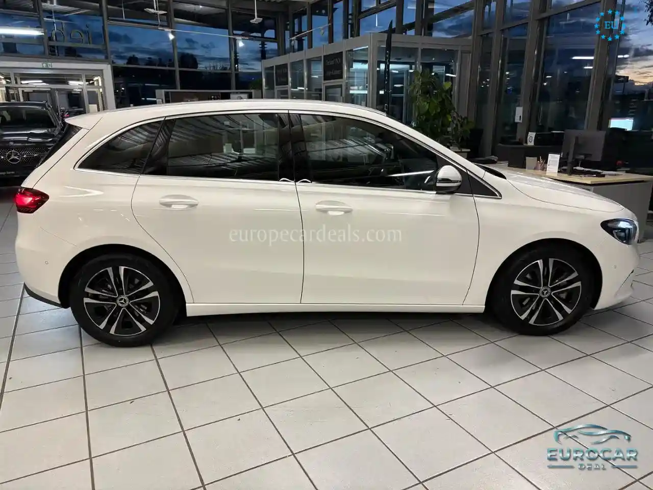 Mercedes-Benz B 200