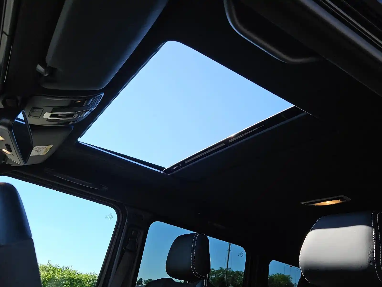 Mercedes-Benz G 500