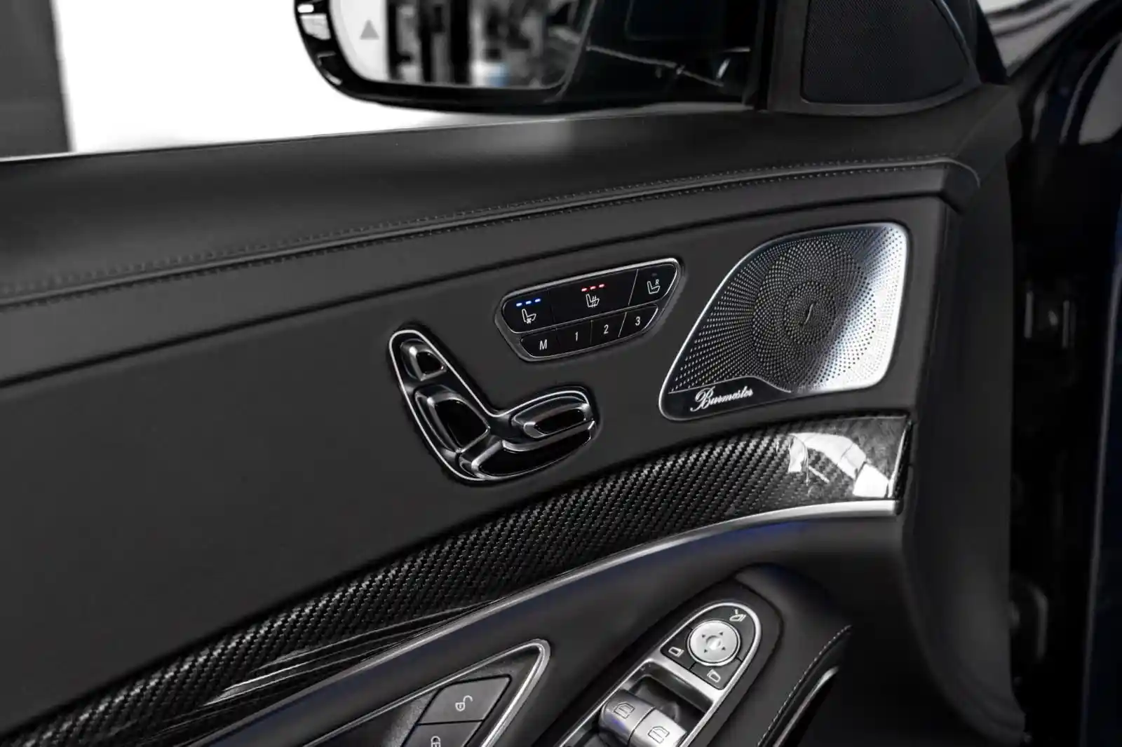 Mercedes-Benz S 560