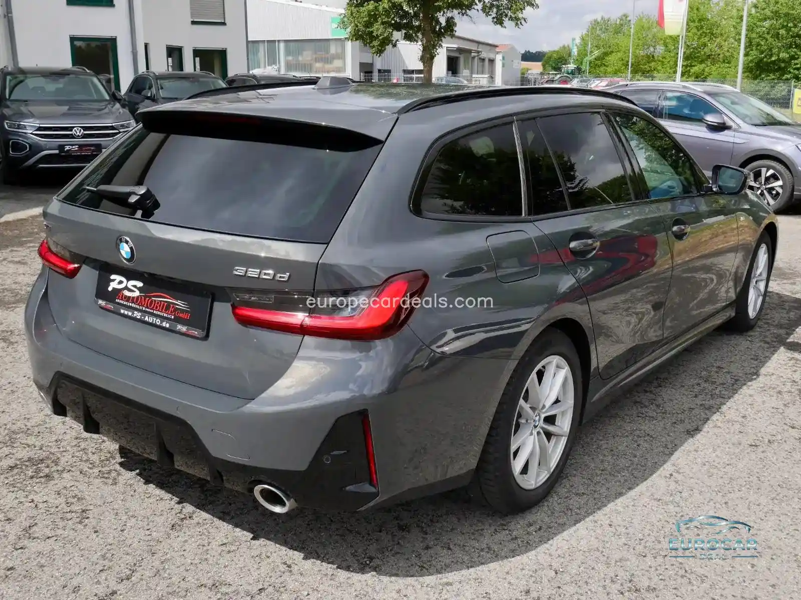 BMW 320