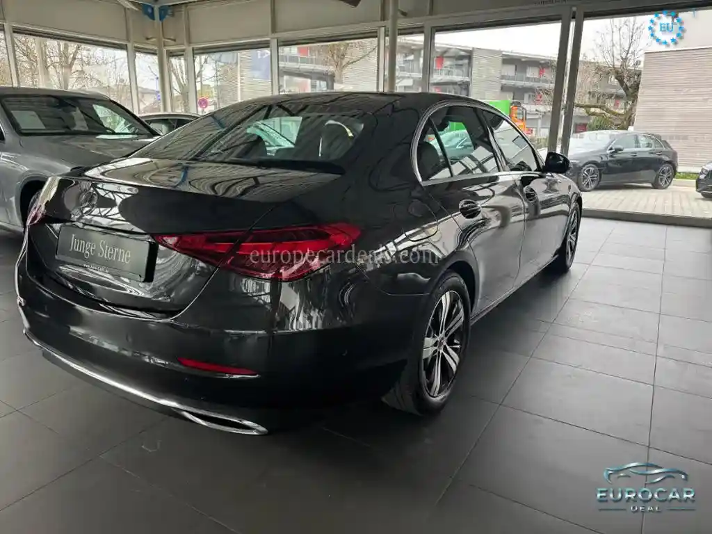 Mercedes-Benz C 200