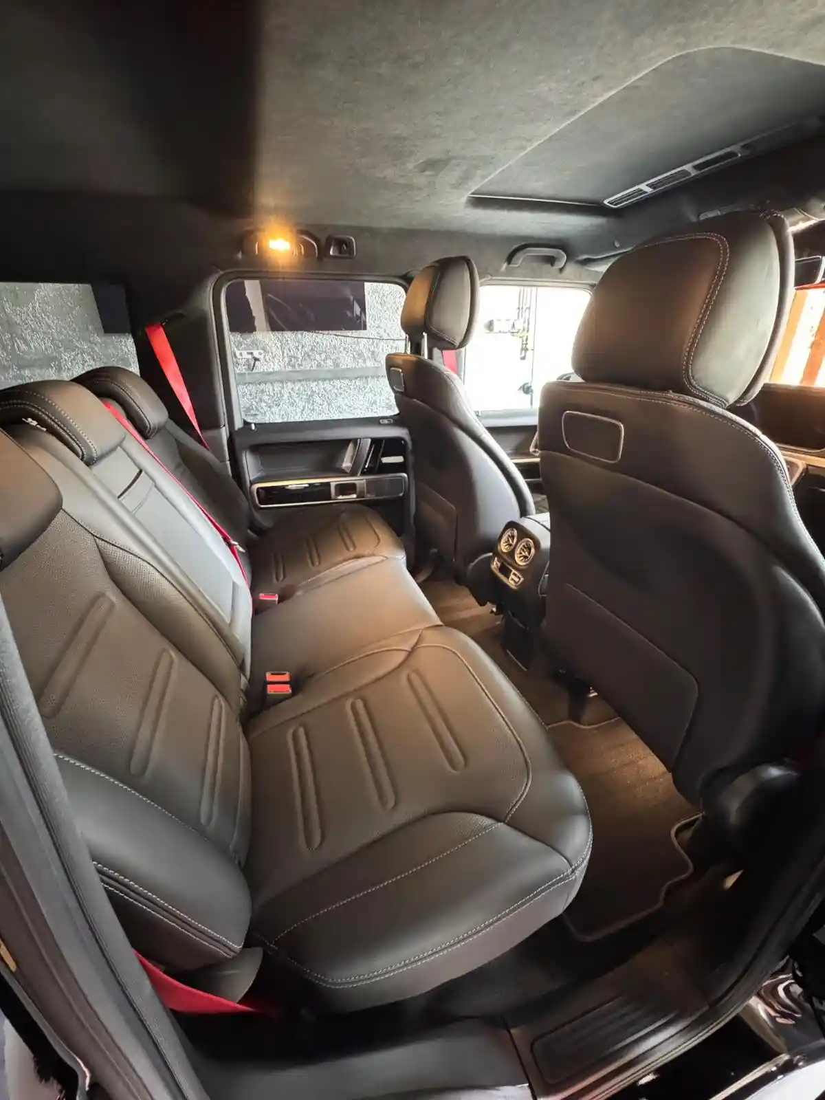 Mercedes-Benz G 500