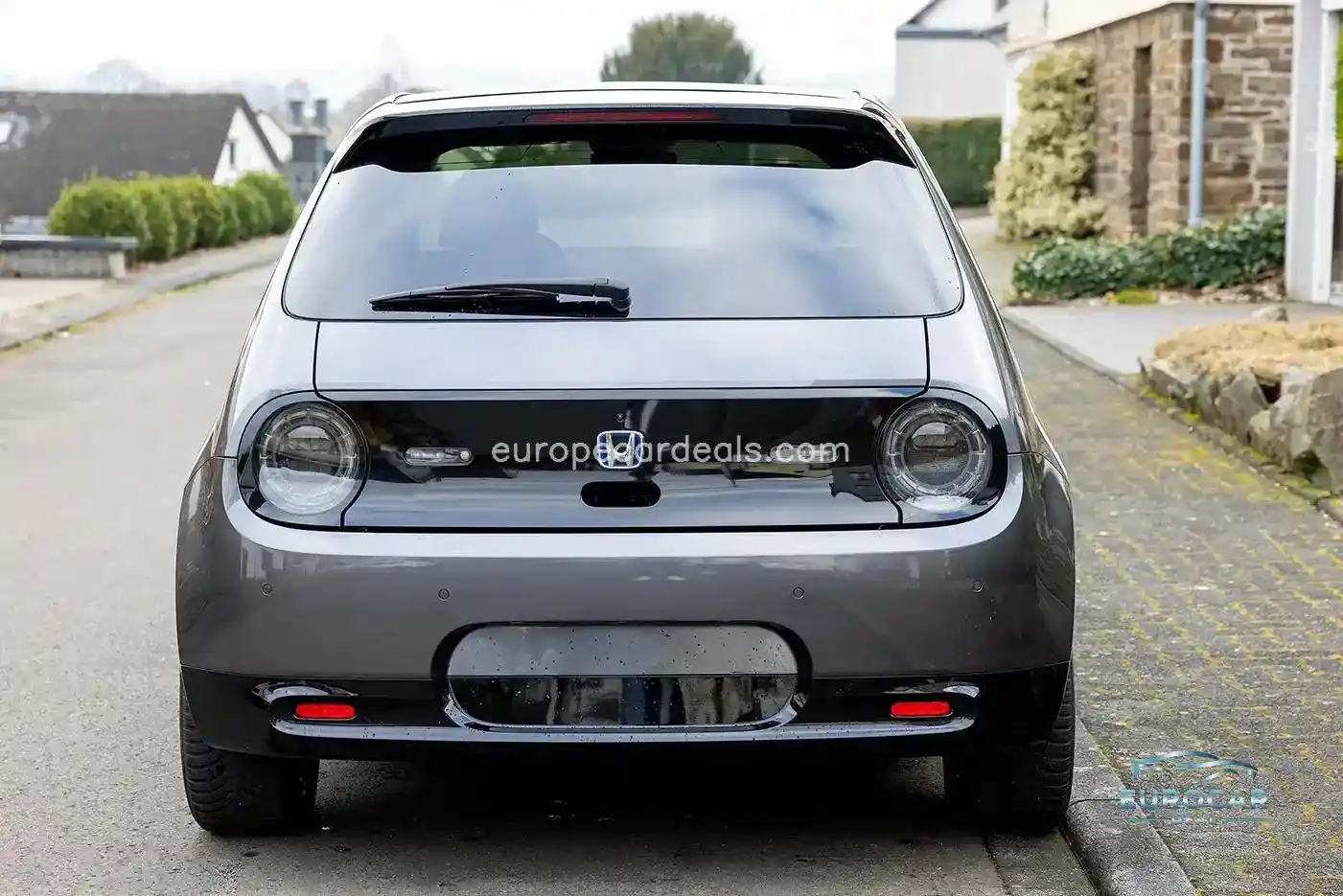 Honda e