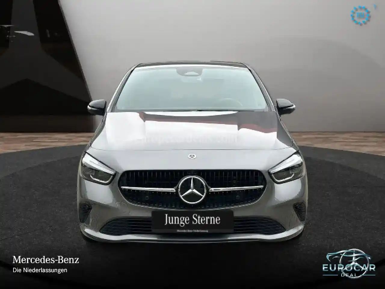 Mercedes-Benz B 220