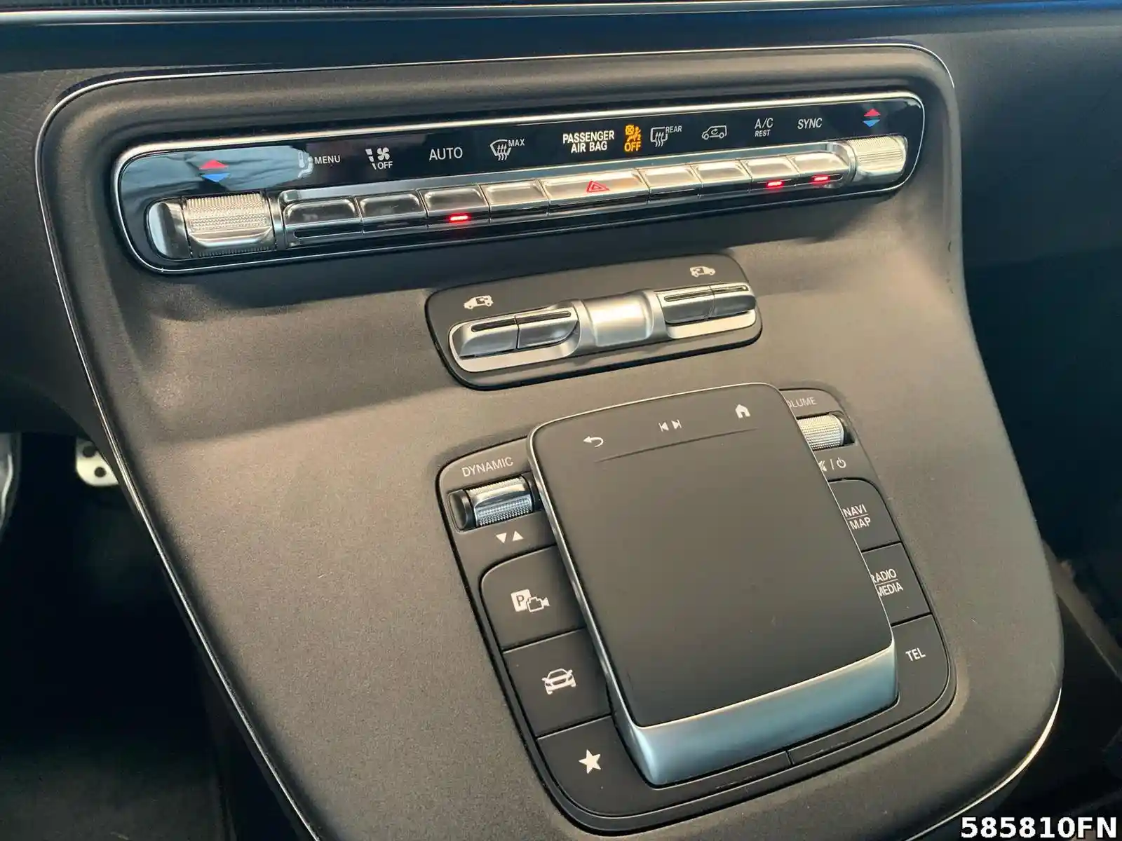 Mercedes-Benz V 300