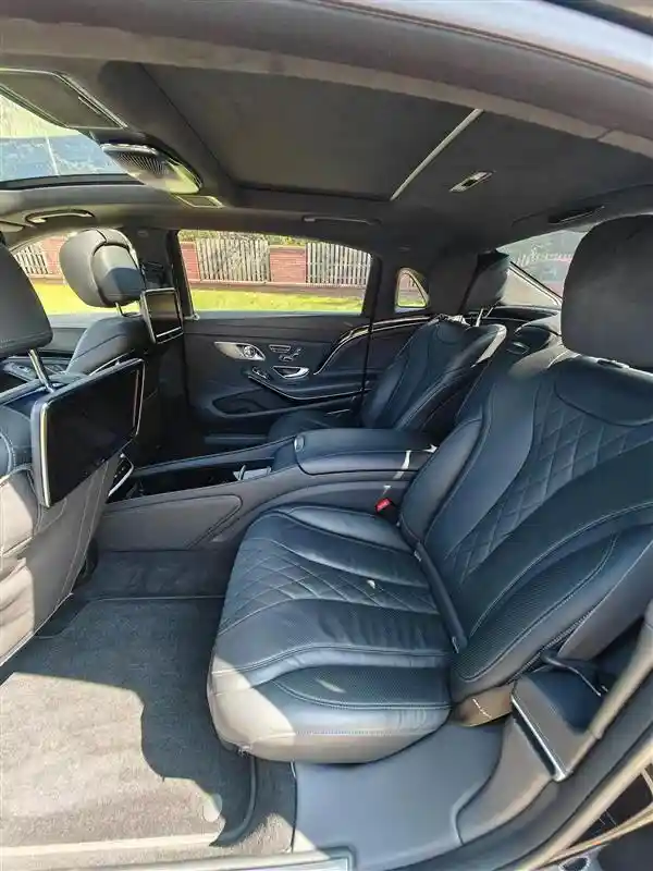 Mercedes-Benz S 500