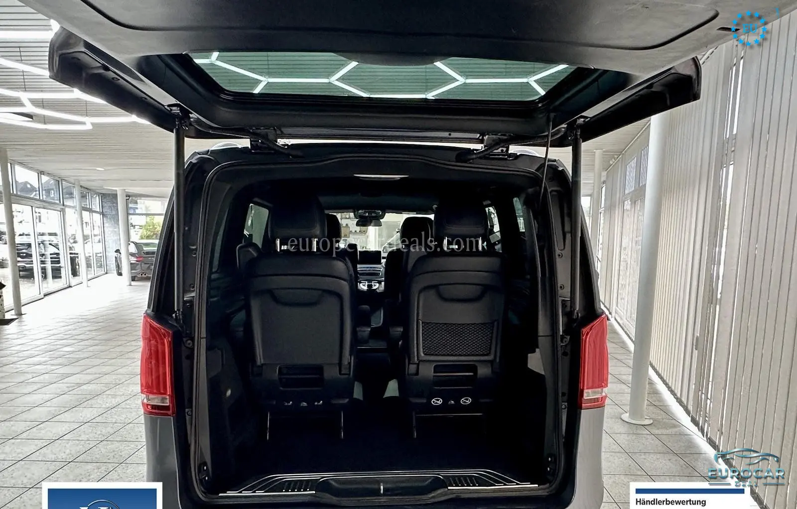 Mercedes-Benz V 220