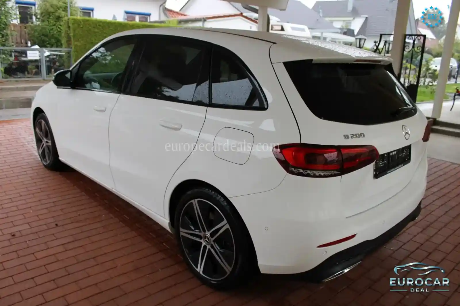 Mercedes-Benz B 200