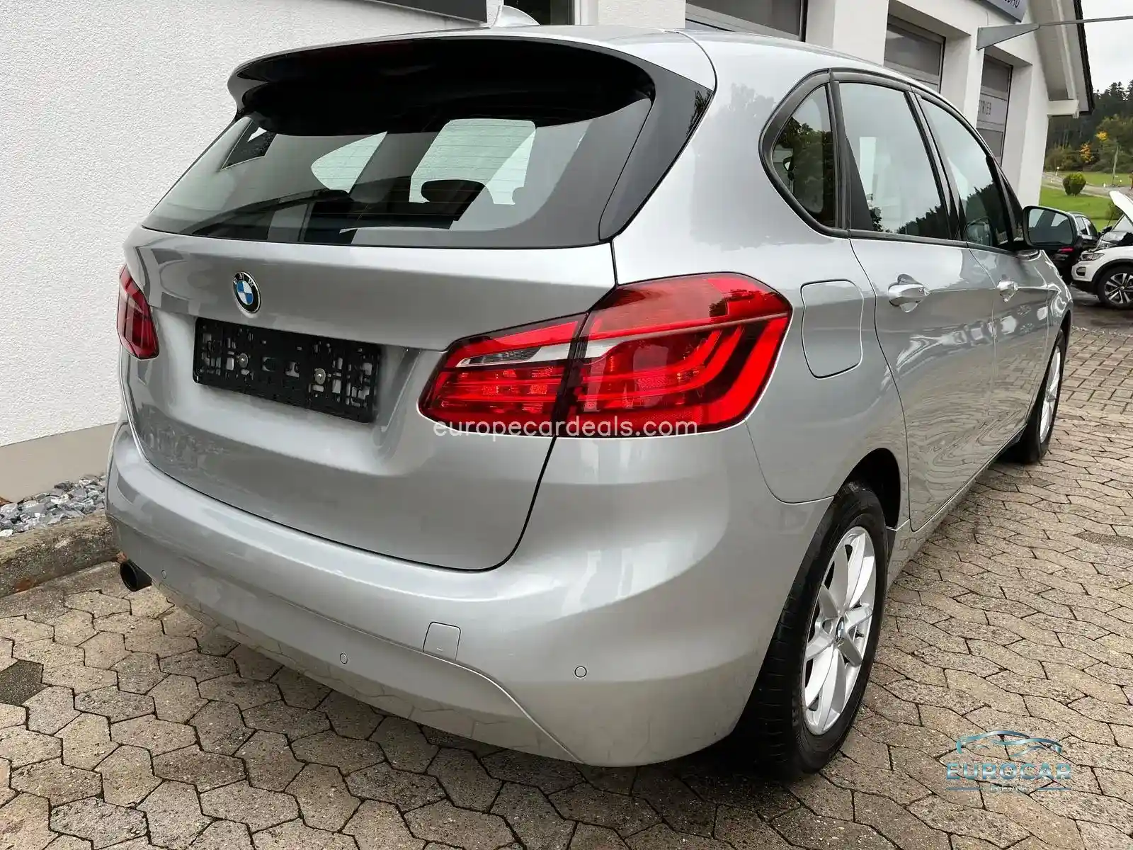 BMW 218