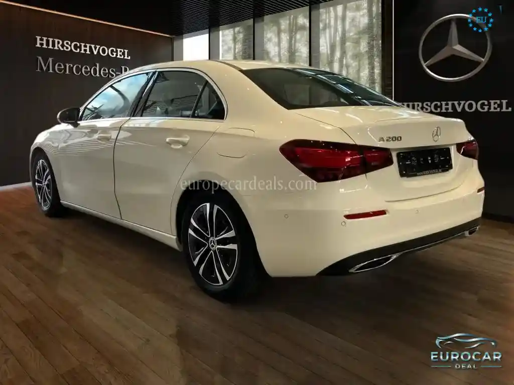 Mercedes-Benz A 200