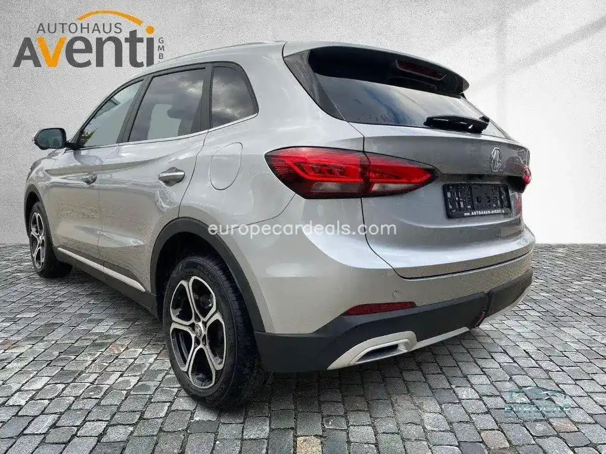 MG ZS