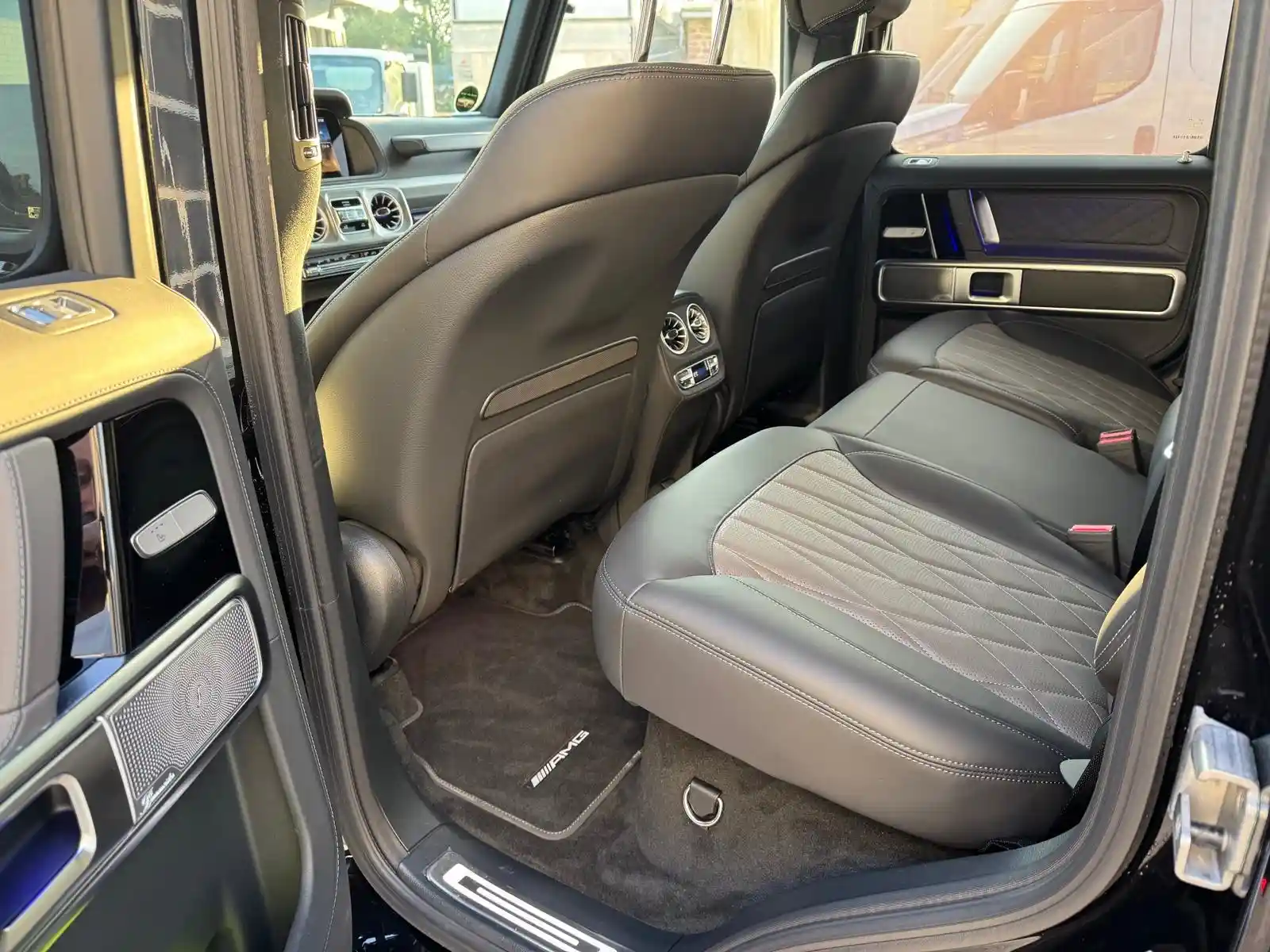 Mercedes-Benz G 450