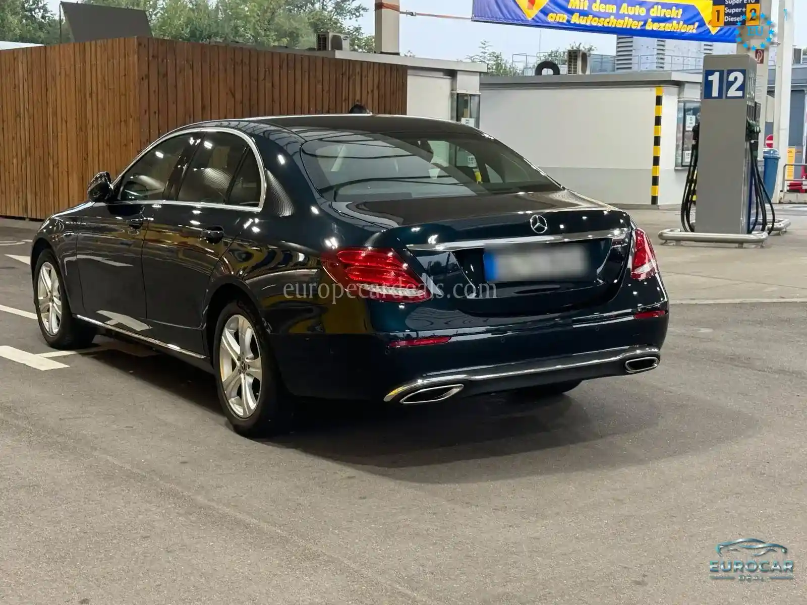 Mercedes-Benz E 300