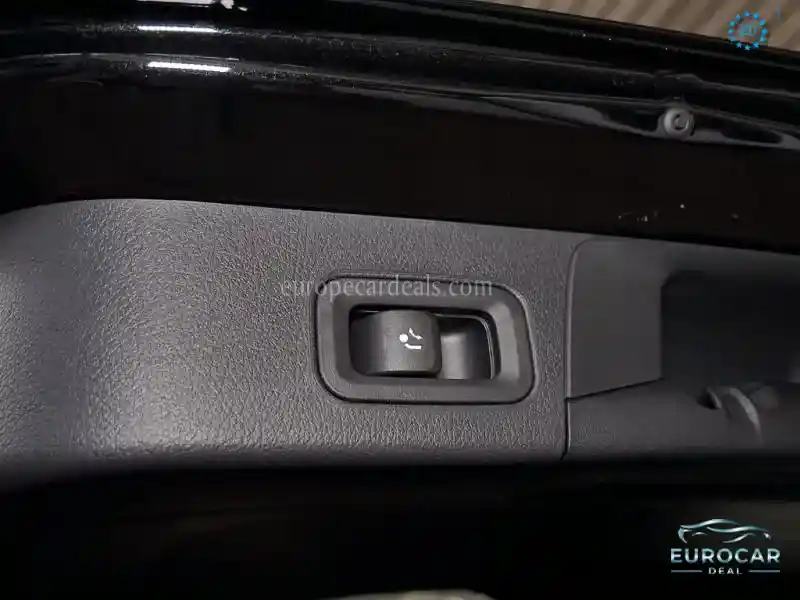 Mercedes-Benz B 220