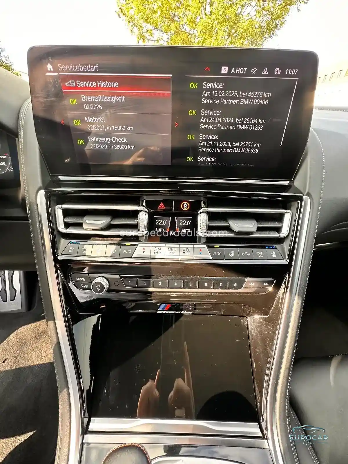 BMW M8