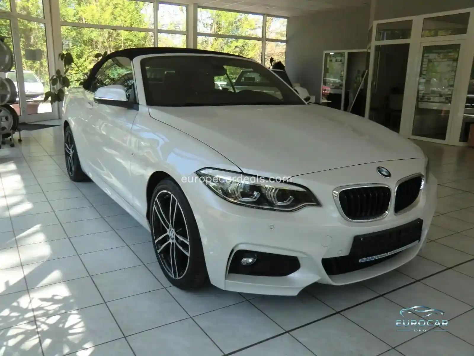 BMW 225