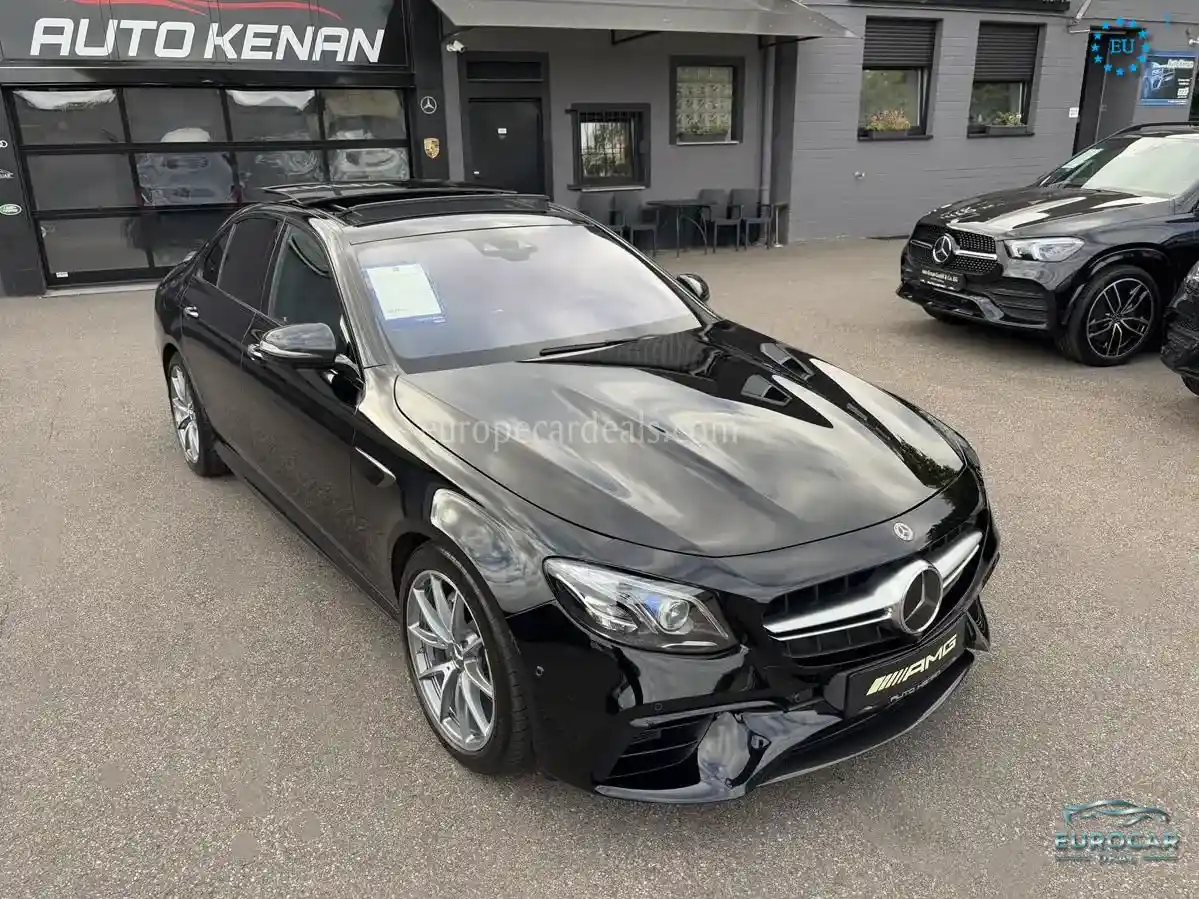 Mercedes-Benz E 63 AMG