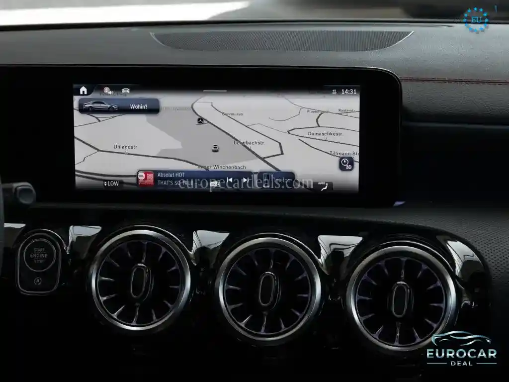 Mercedes-Benz CLA 220