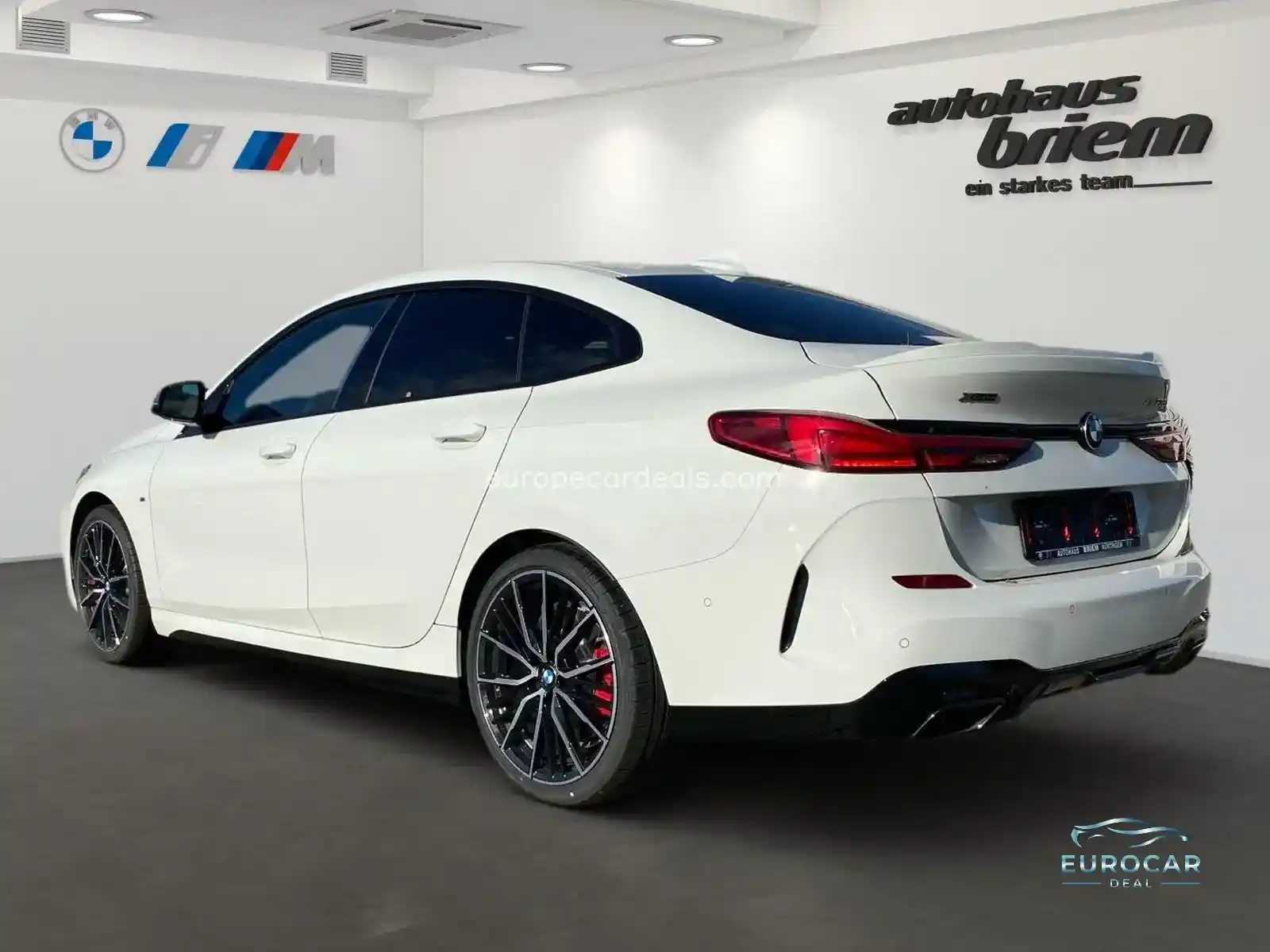 BMW M235