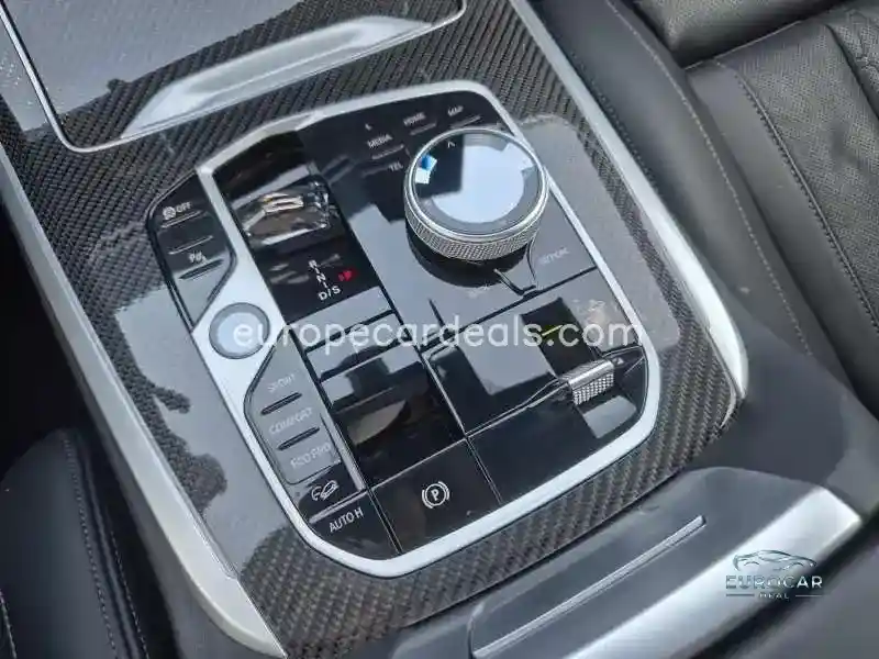 BMW X7 M60