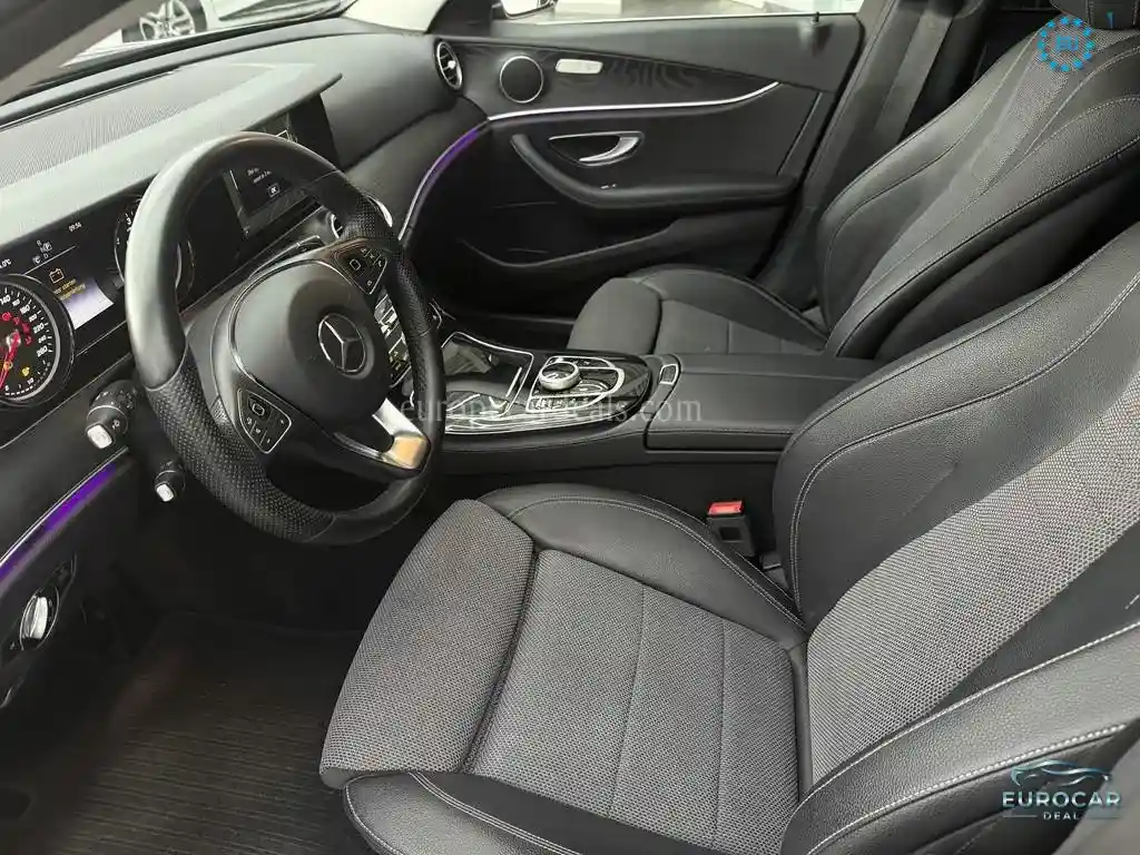 Mercedes-Benz E 220