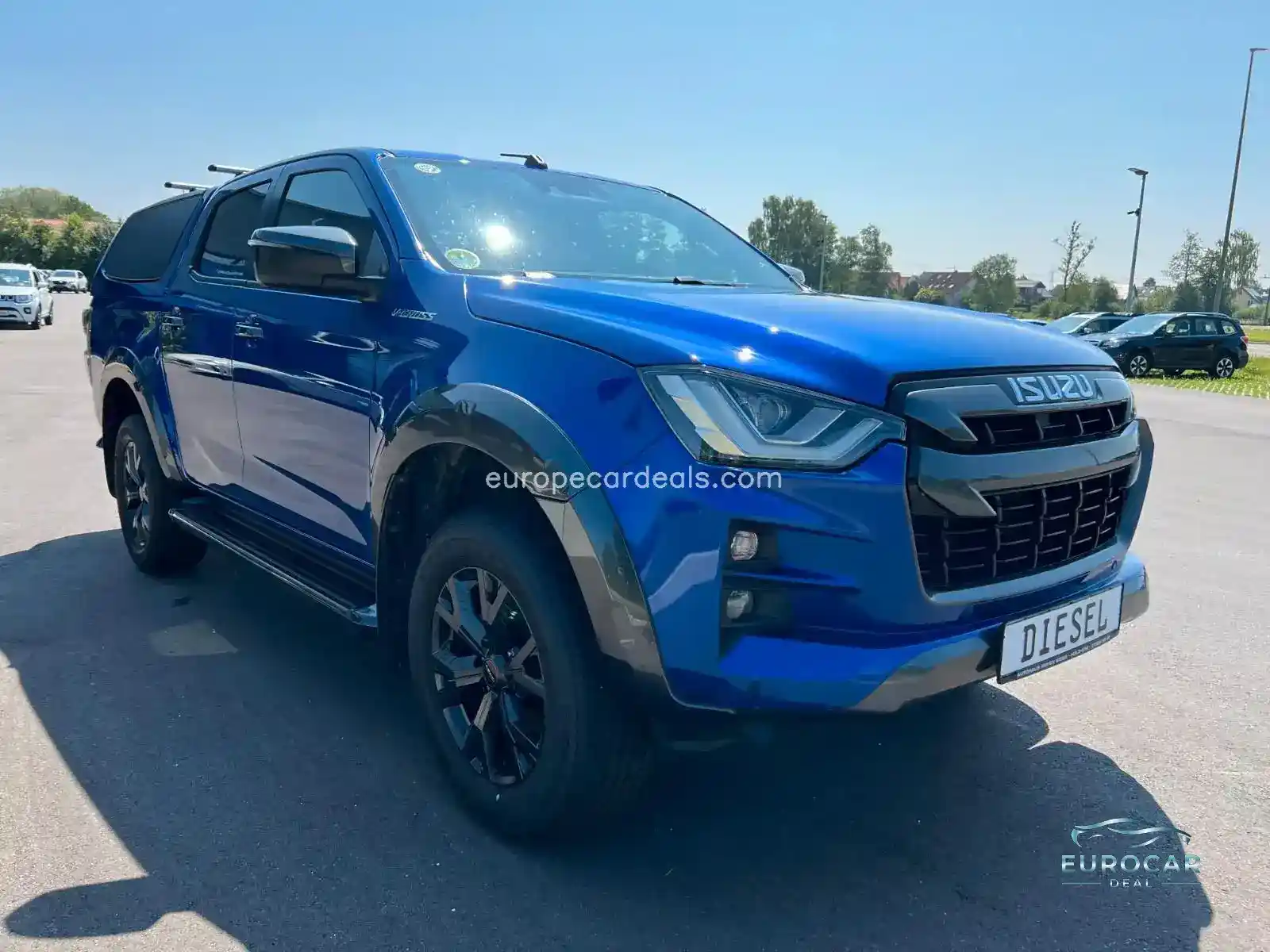 Double Cab 4WD V-CROSS,HARDTOP,AHK,UVM….