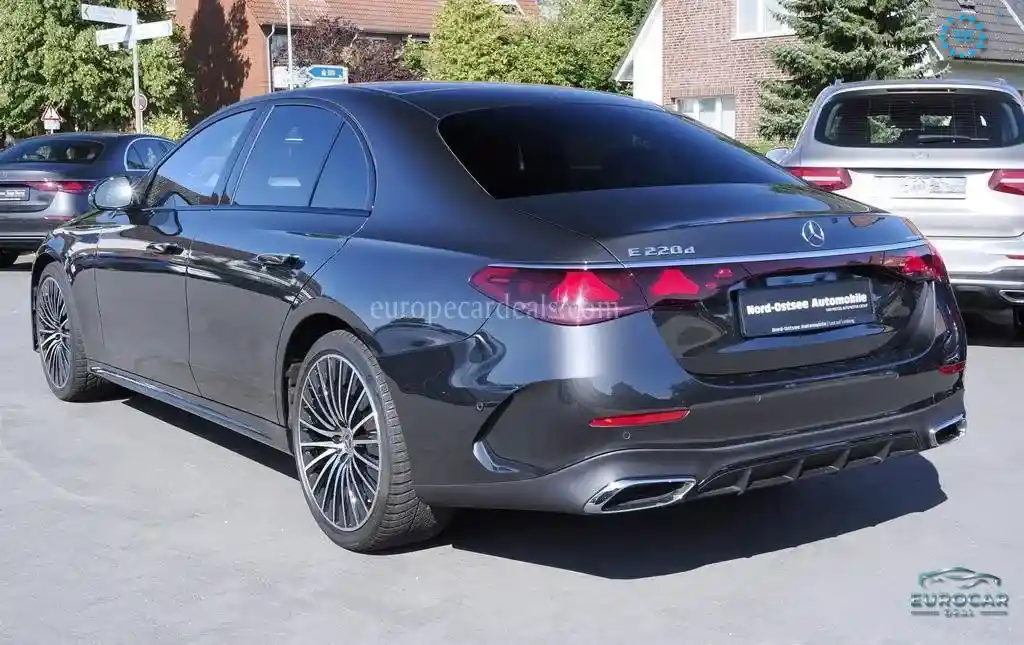 Mercedes-Benz E 220