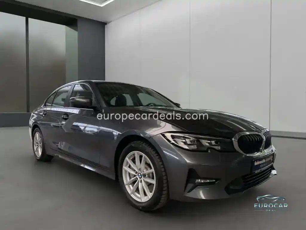 BMW 330