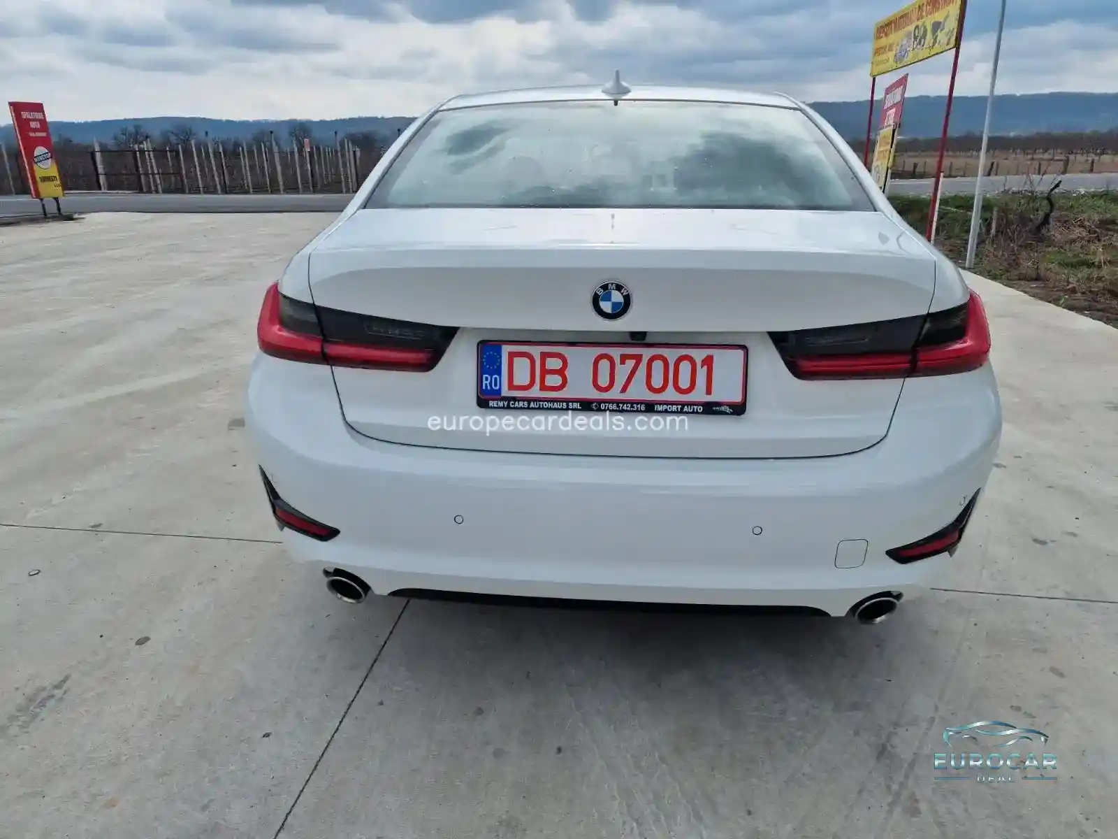 BMW 330
