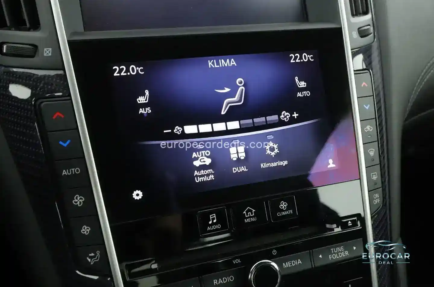 Infiniti Q60