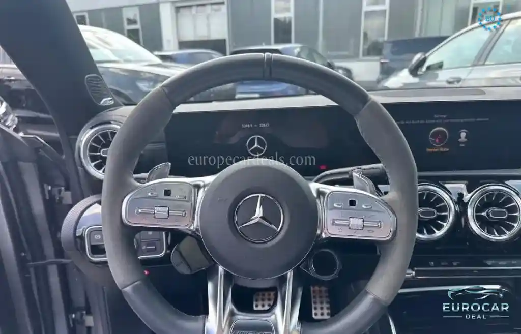 Mercedes-Benz CLA 45 AMG Shooting Brake