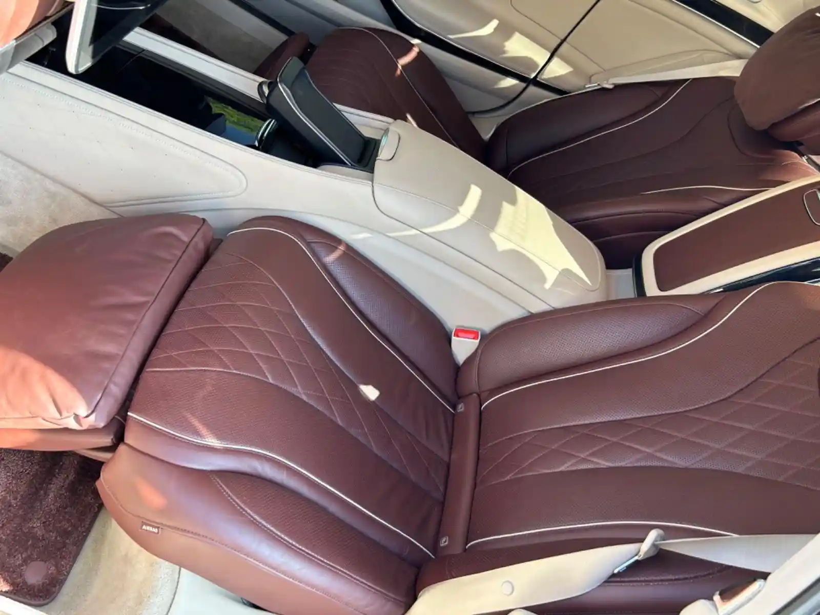 Mercedes-Benz S 560