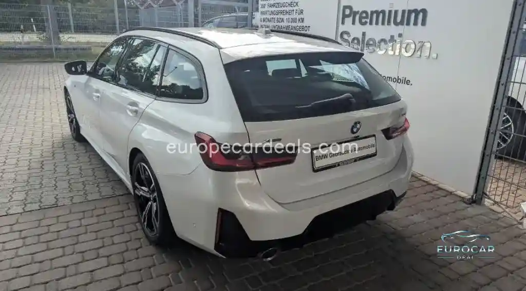 BMW 330